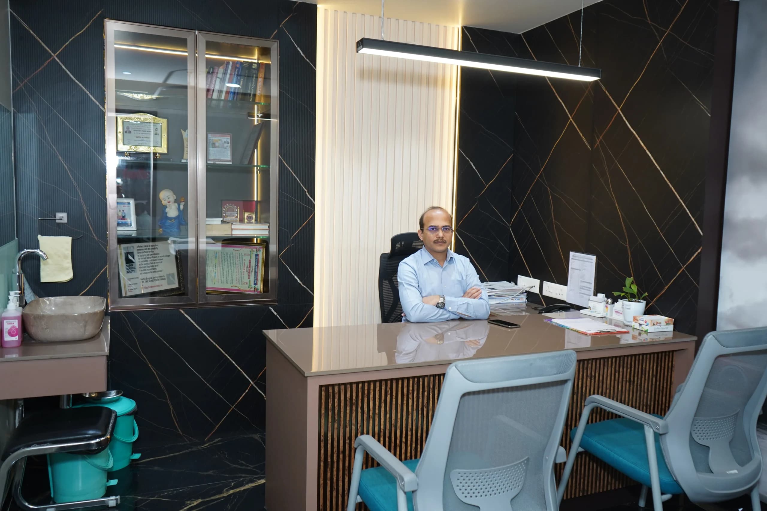 Dr. Swapnil Parakh