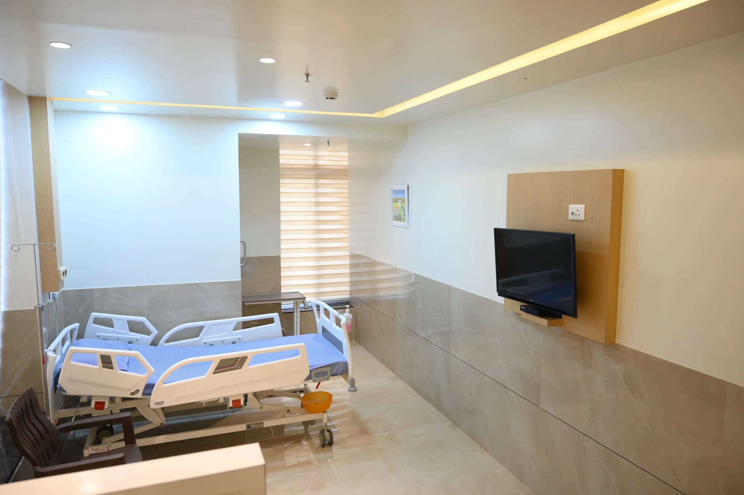 Six Sigma Hospital deluxe room